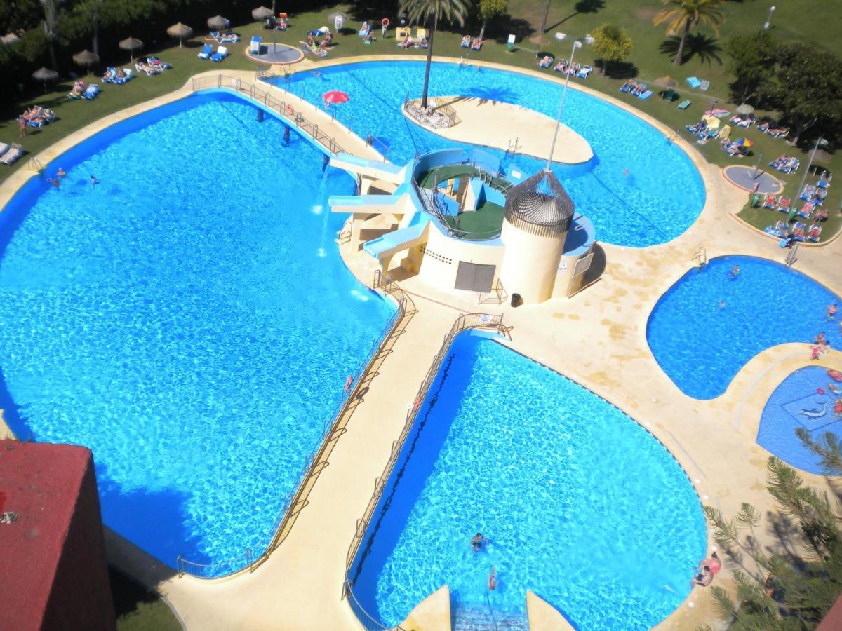 בנאלמדנה Jupiter Apartment Sea, Pools View מראה חיצוני תמונה