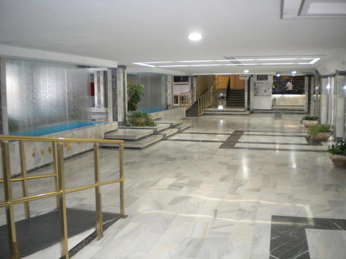 בנאלמדנה Jupiter Apartment Sea, Pools View מראה חיצוני תמונה